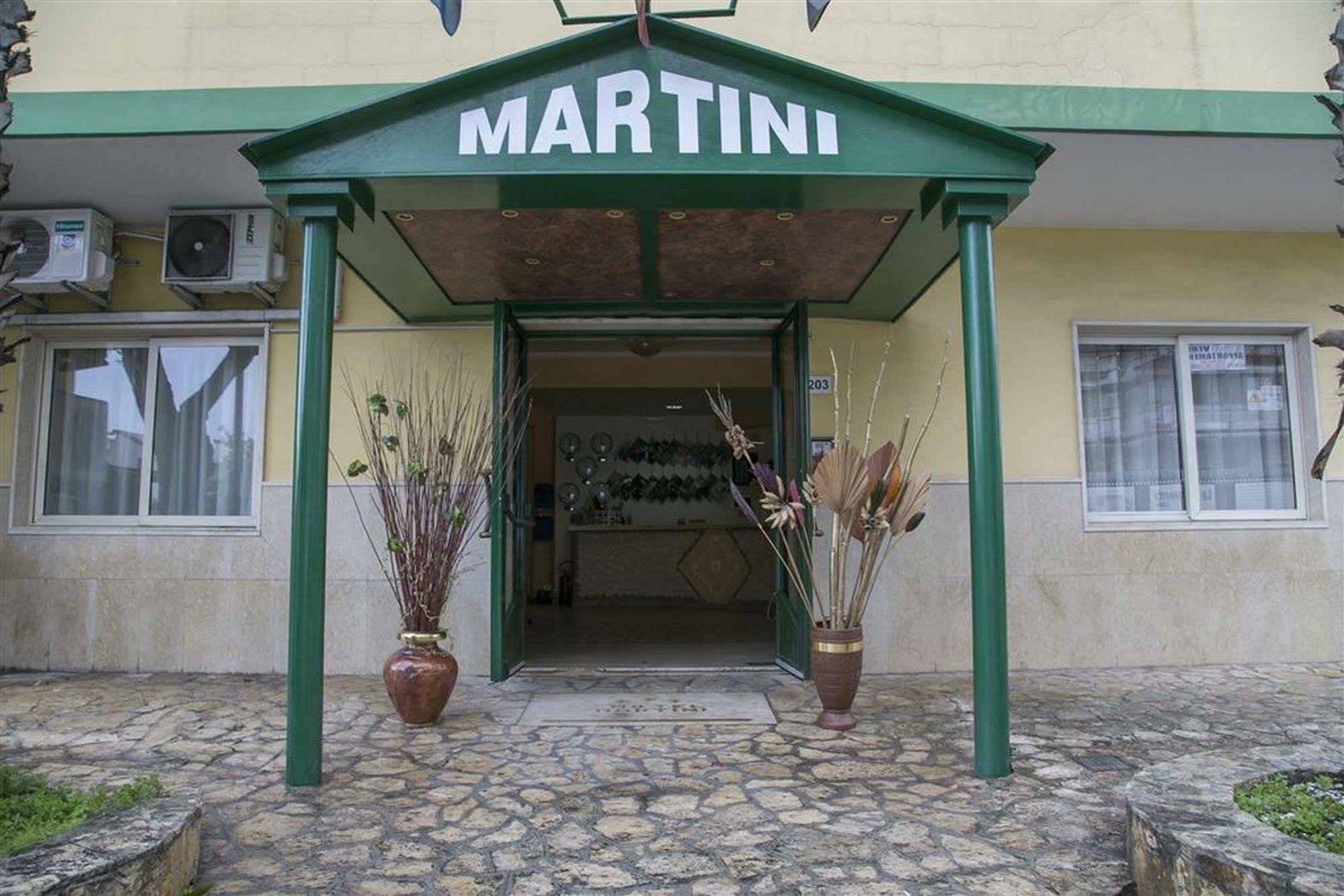 Hotel Martini Casavatore Exteriör bild